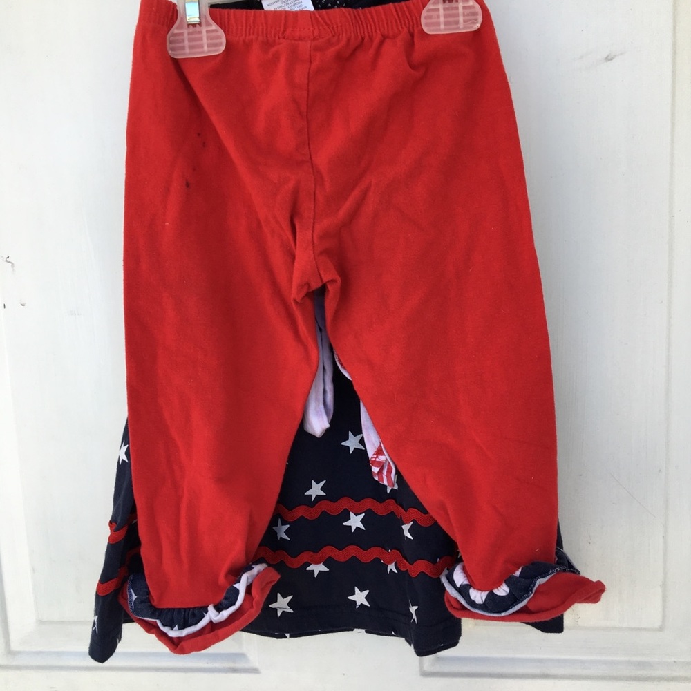 Outfit - Picture 2 of 2